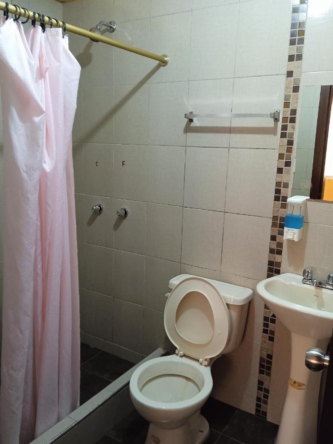 Hotel Residencial Miraflores ロハ エクステリア 写真